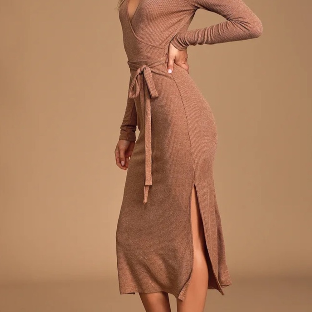NWOT Lulu’s ribbed faux wrap midi tie - Dreamed by Daylight in heathered brown